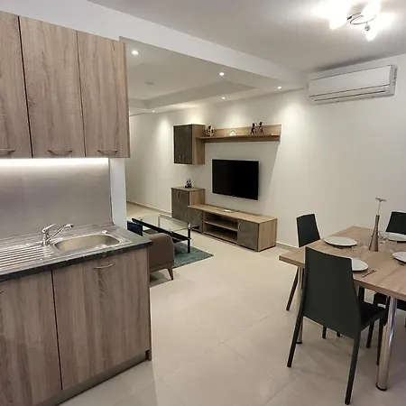 Apartamento Lovely With Side Sea View St. Paul's Bay