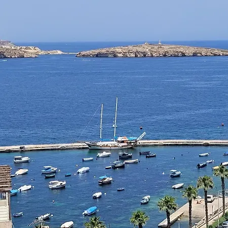 Apartment Lovely With Side Sea View