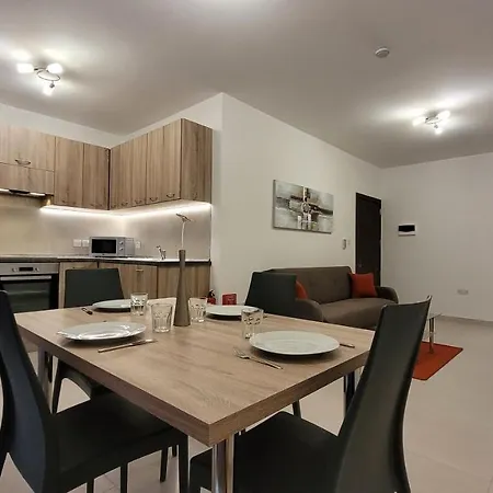 Apartment Lovely With Side Sea View St. Paul's Bay