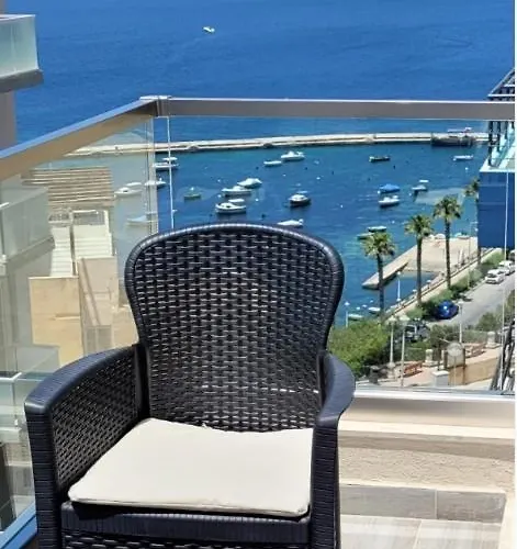 Lovely With Side Sea View * St Paul's Bay