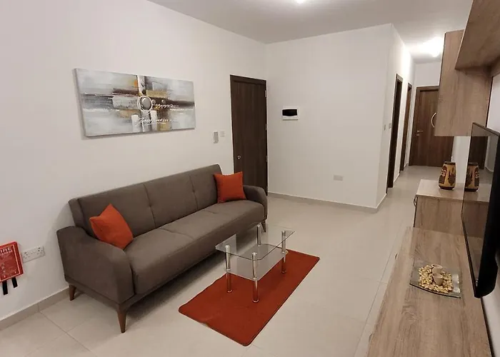 Lovely With Side Sea View Apartamento St Paul's Bay