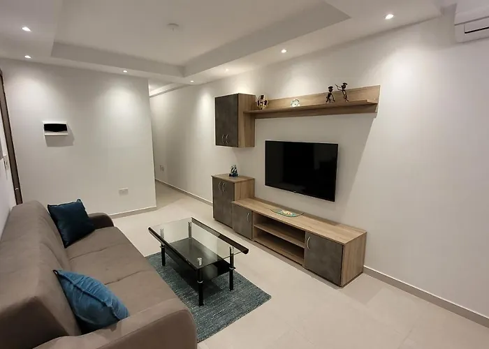 Lovely With Side Sea View