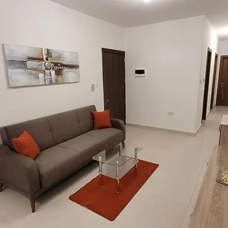 Lovely With Side Sea View Appartement San Pawl il-Baħar