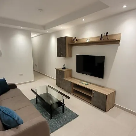 Lovely With Side Sea View